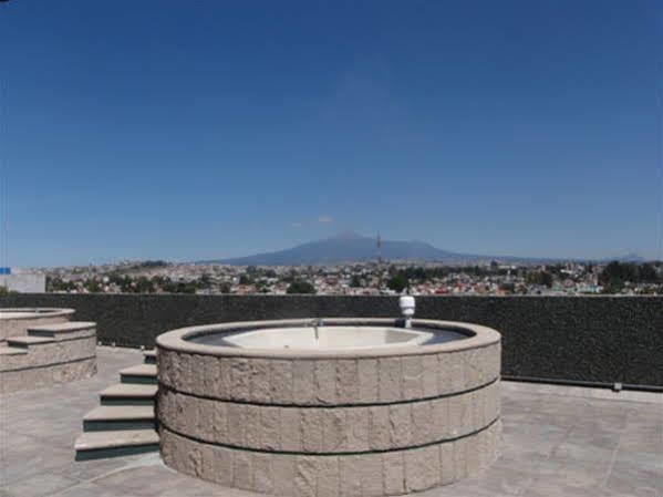 Hotel Plaza Las Fuentes Cuautlancingo Exterior foto